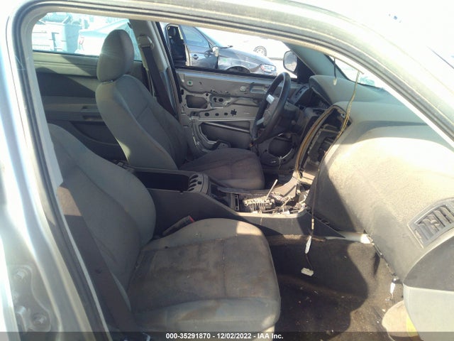 2005 CHRYSLER 300 300 VIN: 2C3JA43R35H658423