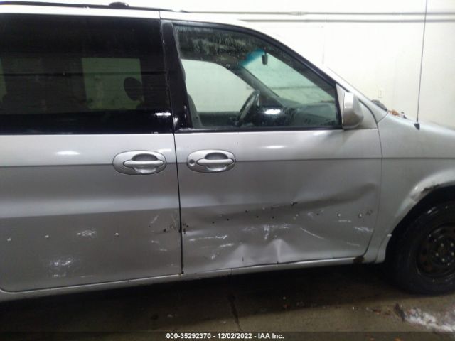 KNDUP132X56711404 KIA Sedona Lx/ex