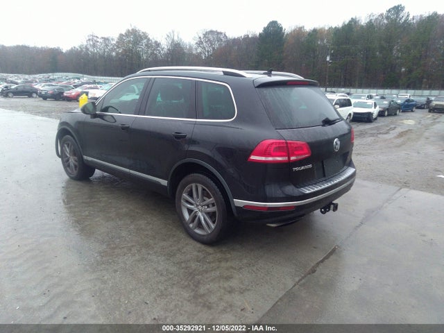 Volkswagen Touareg 2016 WVGEF9BP4GD006546 Image 3