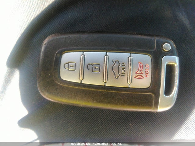 2015 Hyundai Sonata, VIN: KMHEC4A41FA137517