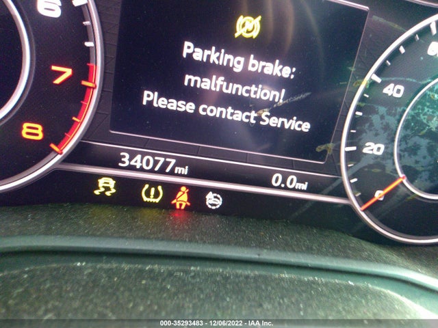 WA1BNAFY8K2053933 Audi Q5 Premium Plus