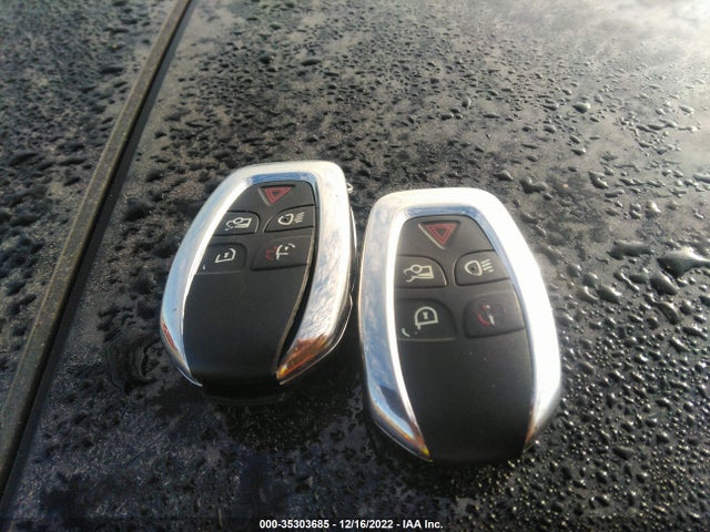 SAJWA1CB3CLV33135 Jaguar XJ