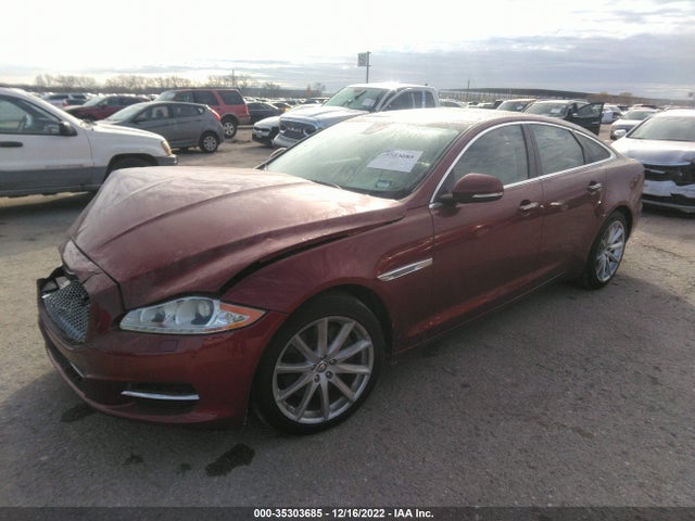 SAJWA1CB3CLV33135 Jaguar XJ