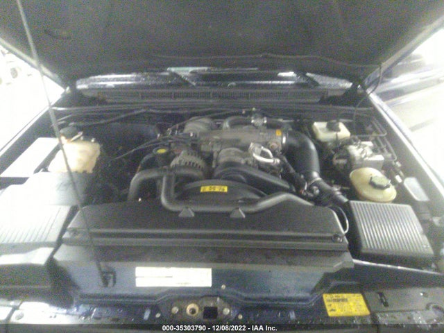 2002 LAND ROVER DISCOVERY SERIES II SE VIN: SALTY124X2A748532