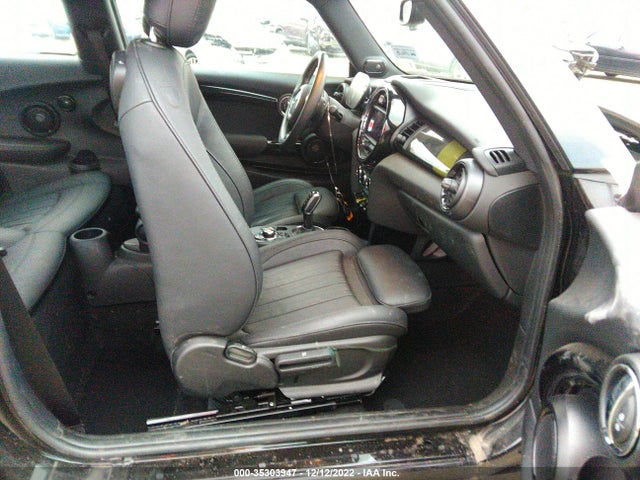 2021 Mini Cooper, VIN: WMWXP3C01M2P22155
