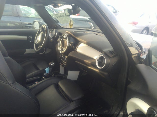 2018 Mini Cooper, VIN: WMWXP7C5XJ2A48914
