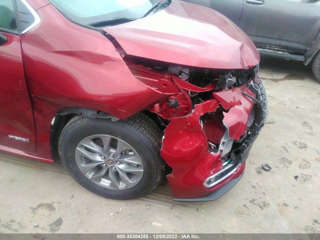 2021 TOYOTA SIENNA XLE VIN: 5TDYRKEC3MS052734