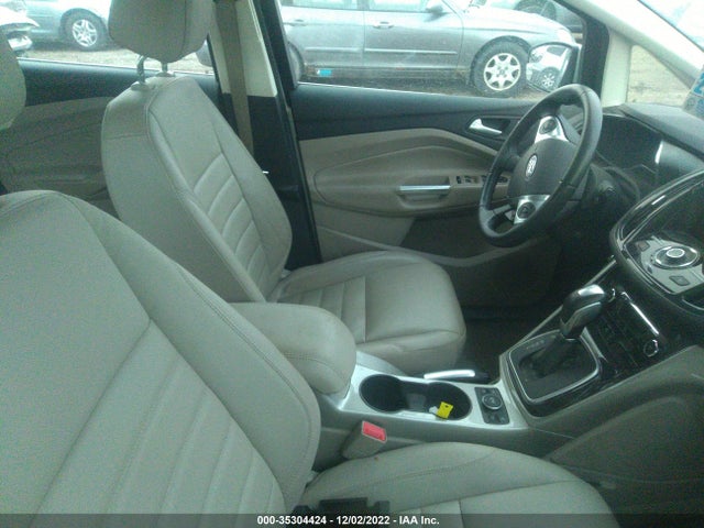 2016 Ford C-Max, VIN: 1FADP5BU7GL120242
