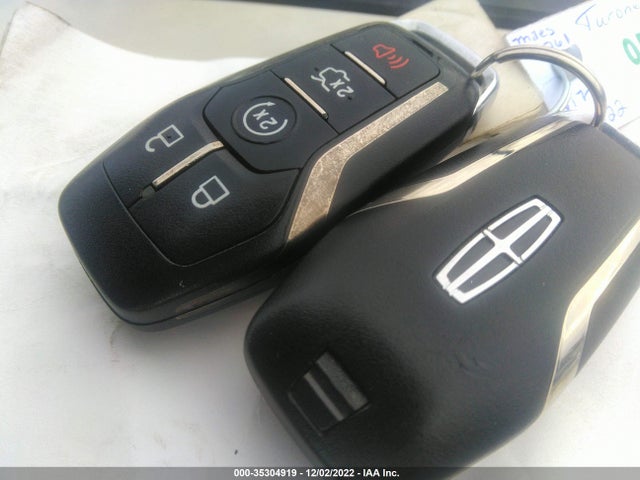 Lincoln MKZ 2015 3LN6L2JKXFR607122 Image 3