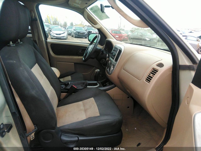 2005 FORD ESCAPE XLT VIN: 1FMCU03125KE09193