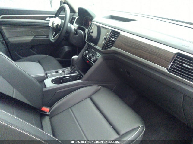 2022 Volkswagen Atlas, VIN: 1V2WR2CA5NC564277