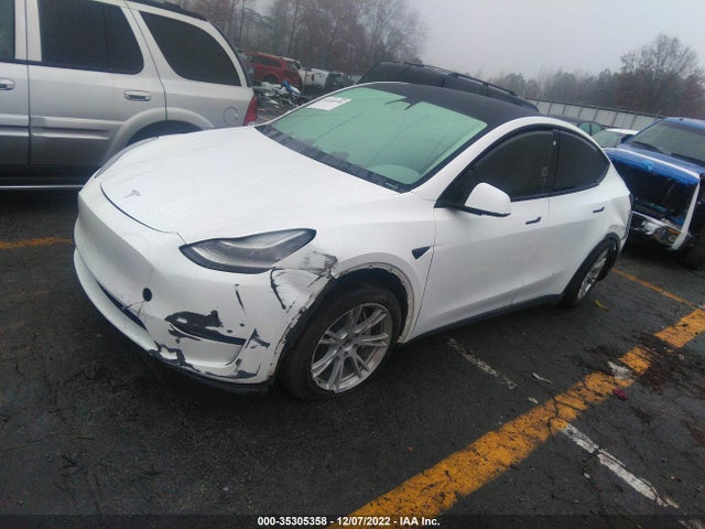 2020 Tesla Model Y, VIN: 5YJYGDEE6LF047579