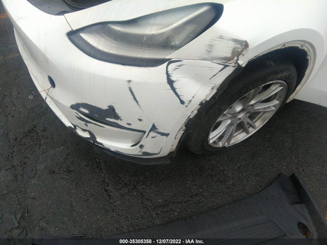 2020 Tesla Model Y, VIN: 5YJYGDEE6LF047579