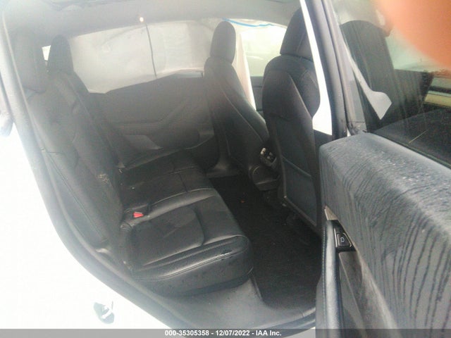 2020 Tesla Model Y, VIN: 5YJYGDEE6LF047579