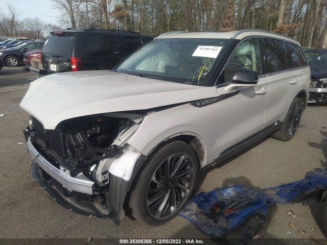 Lincoln Aviator 2020 5LM5J7XC5LGL27977 Image 2