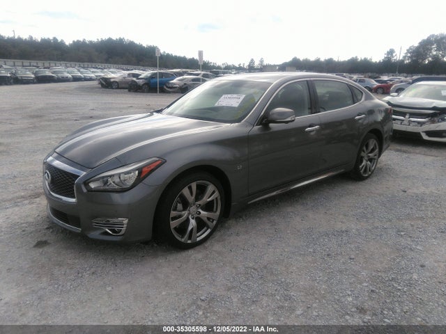 2018 Infiniti Q70, VIN: JN1BY1PP2JM330360