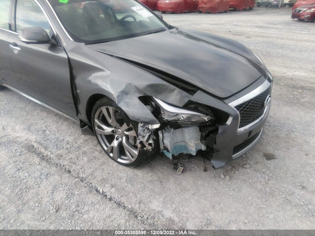 2018 Infiniti Q70, VIN: JN1BY1PP2JM330360