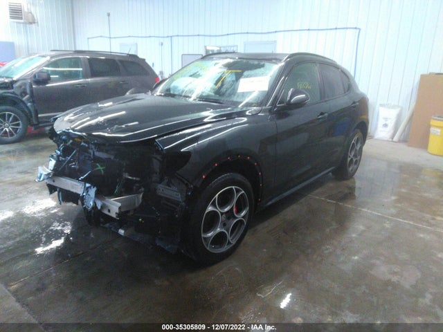 ZASFAKNN0J7B92964 Alfa Romeo Stelvio Ti Sport