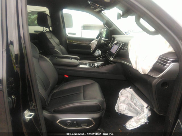 2022 Jeep Wagoneer, VIN: 1C4SJUBT8NS184880