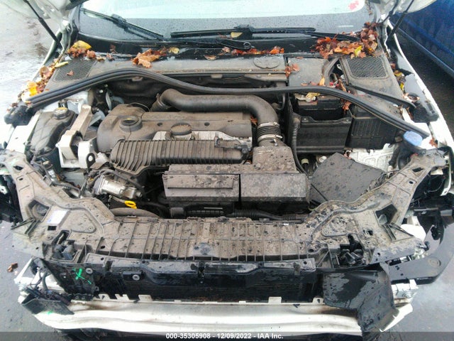 2016 Volvo V60, VIN: YV4612HK7G1018277