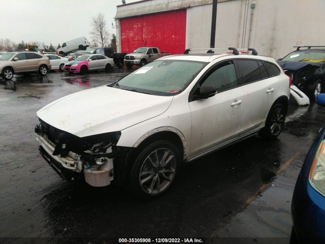 2016 Volvo V60, VIN: YV4612HK7G1018277