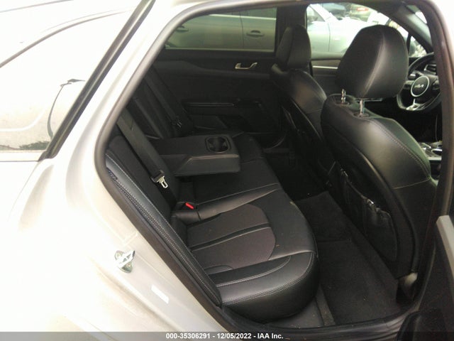 2022 Kia K5, VIN: 5XXG64J28NG103189