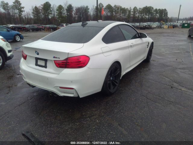 WBS3R9C5XFK334105 BMW M4