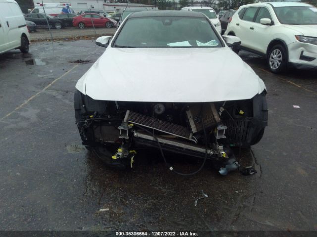 WBS3R9C5XFK334105 BMW M4