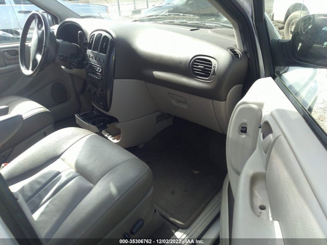 Dodge Grand Caravan Sxt 2005 2D4GP44L85R356878 Image 6