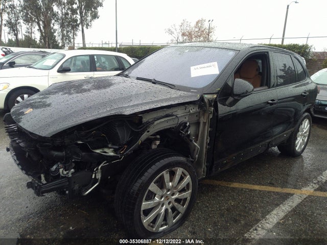 2016 Porsche Cayenne, VIN: WP1AA2A2XGLA08353