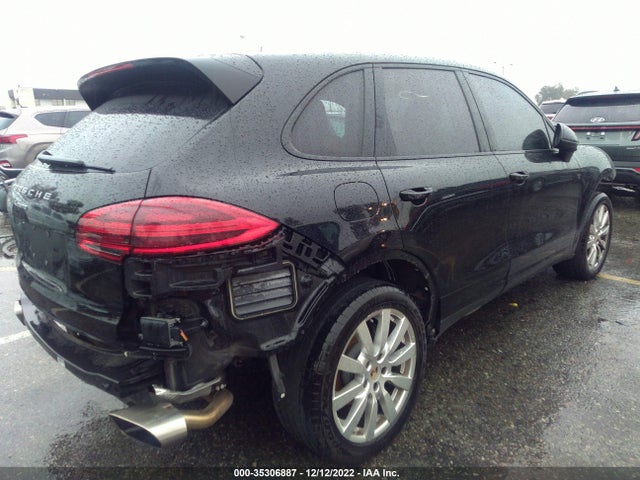 2016 Porsche Cayenne, VIN: WP1AA2A2XGLA08353