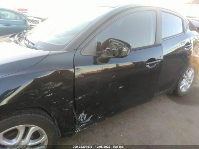 3MYDLBZV3GY122078 Scion IA