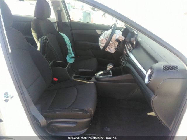 3KPF24AD5PE535307 KIA FORTE LX