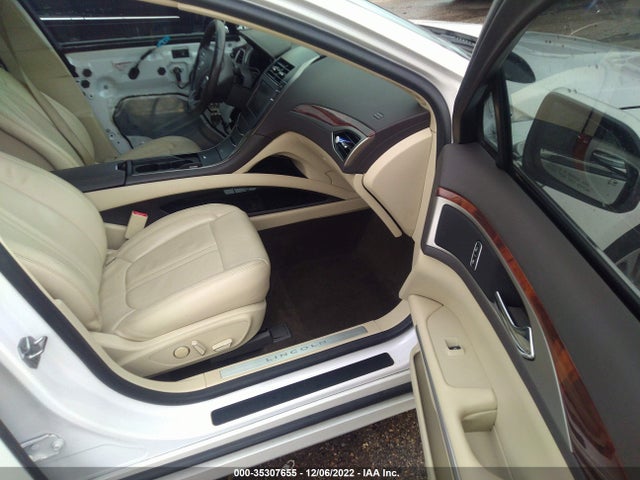 2015 Lincoln MKZ, VIN: 3LN6L2LU3FR602892