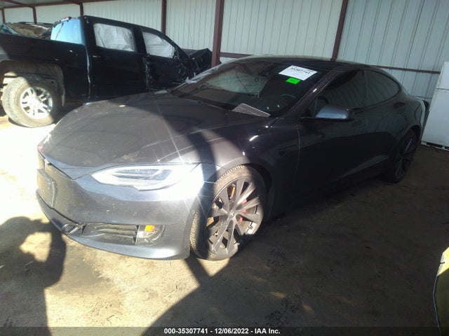 Tesla Model S Performance 2020 5YJSA1E44LF398648 Image 2