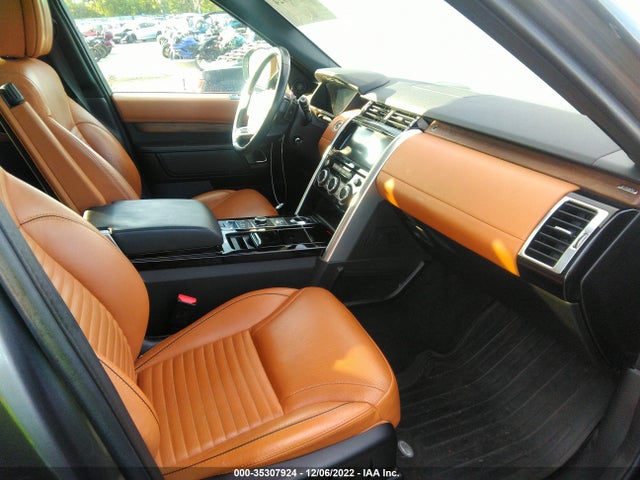 2018 Land Rover Discovery, VIN: SALRT2RV5JA069957