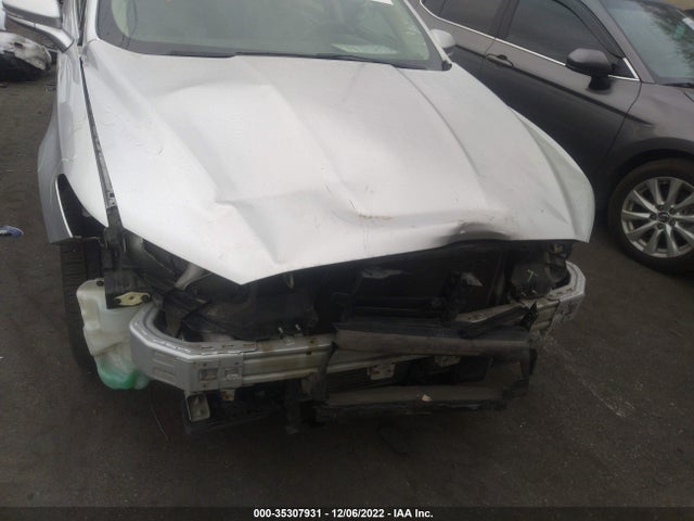2017 Ford Fusion, VIN: 3FA6P0SU3HR141927