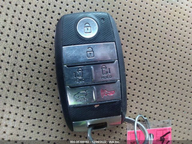 KNDME5C17F6045222 KIA Sedona Sx-l