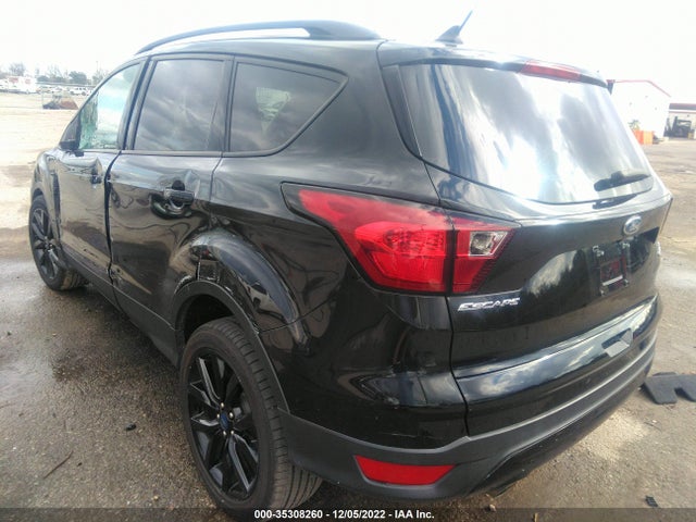 2019 Ford Escape, VIN: 1FMCU0GD0KUA06169