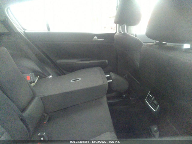2020 KIA SPORTAGE LX VIN: KNDPMCAC5L7670782