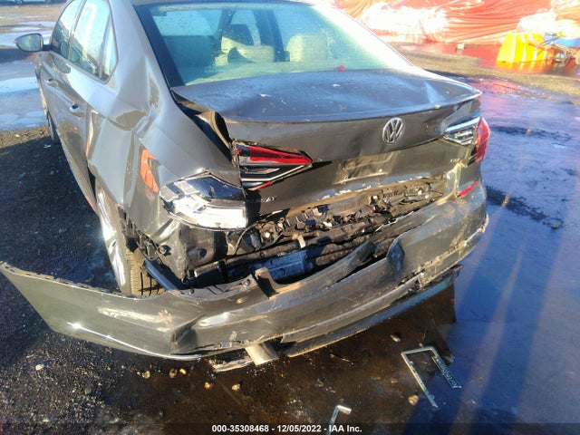 2018 Volkswagen Passat, VIN: 1VWAA7A36JC002996