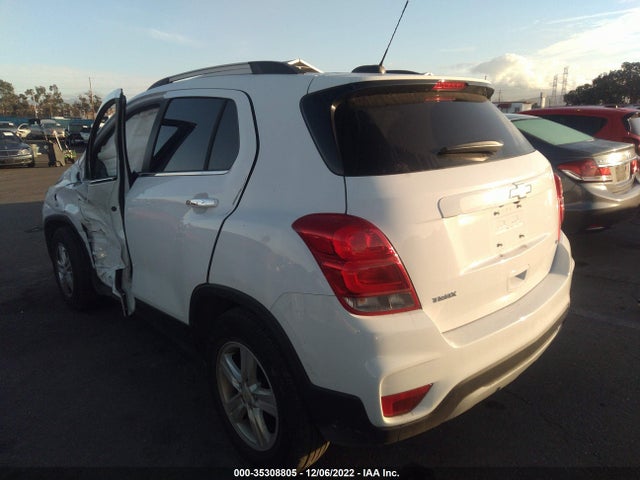 2018 Chevrolet Trax, VIN: KL7CJLSB2JB717657