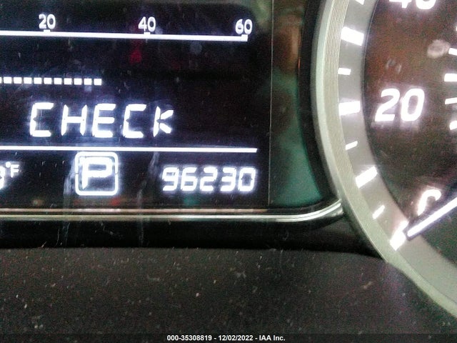 2014 NISSAN SENTRA SR VIN: 3N1AB7AP5EY324645