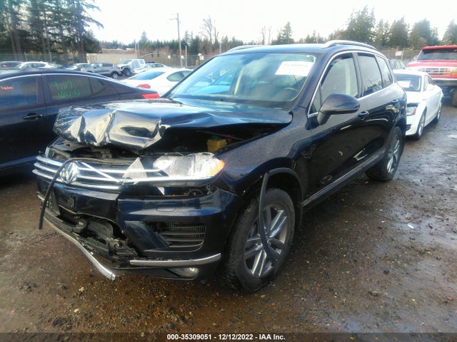 2015 Volkswagen Touareg, VIN: WVGEP9BP6FD007595