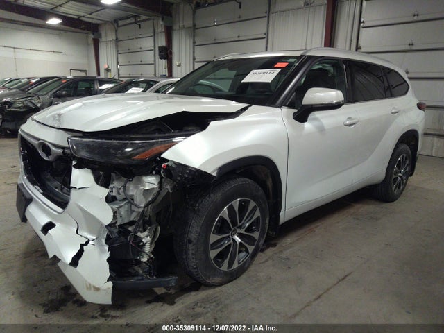 2022 Toyota Highlander, VIN: 5TDHZRBH0NS225880