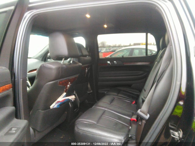 Lincoln MKT 2016 2LMHJ5NKXGBL00922 Image 9