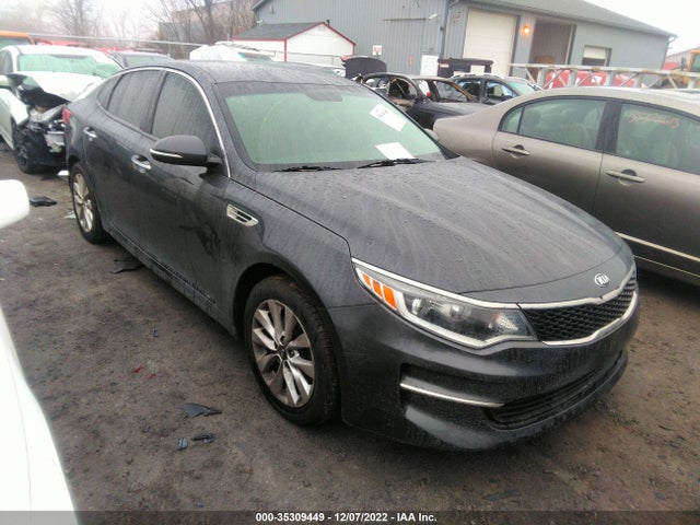 2017 Kia Optima, VIN: 5XXGT4L38HG161919