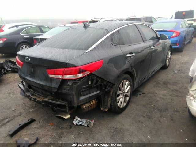 2017 Kia Optima, VIN: 5XXGT4L38HG161919