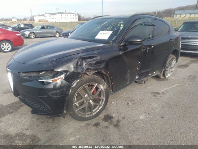 ZASFAKNN2J7B74689 Alfa Romeo Stelvio Ti Sport