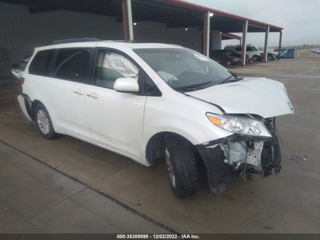 2017 Toyota Sienna, VIN: 5TDYZ3DC2HS870520